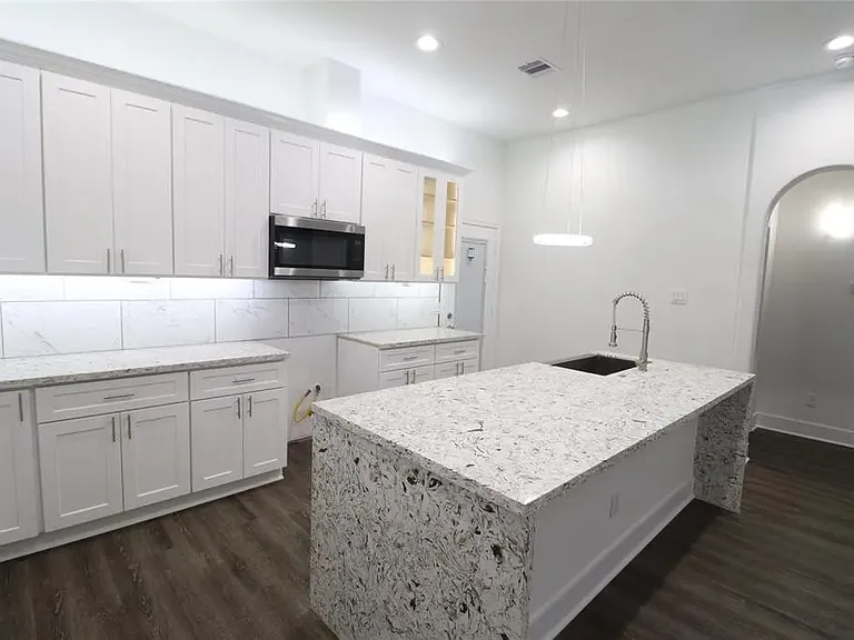 5335 Myrtlewood St — Photo 5