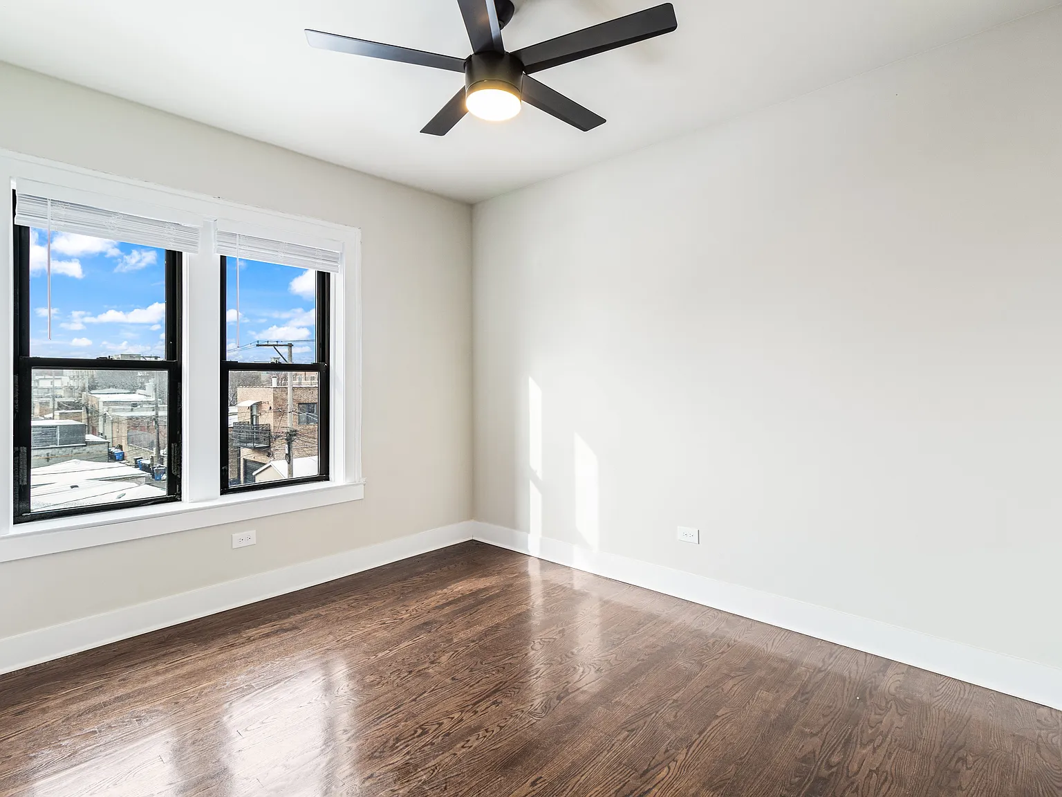 2522-24 W. Superior St. — Photo 4