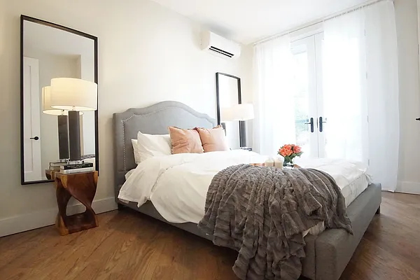 Rented by Lofts and Flats LLC | media 12