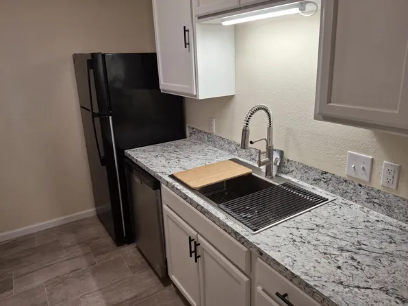 506 E Ward St APT 14, Tahlequah, OK 74464