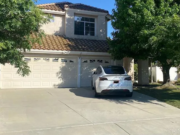 8830 Mesa Oak Dr, Riverside, CA 92508