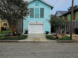 1818 40th St, Galveston, TX 77550