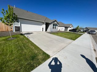 11193 Champlain Dr, Caldwell, ID 83605