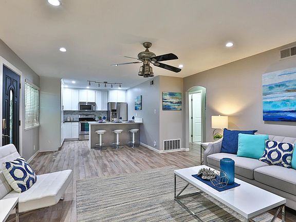 4th image of 1331 Shawn Dr Unit 1