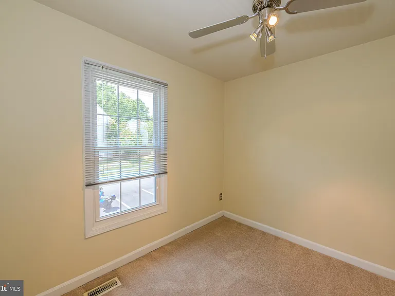 12863 Misty Ln — Photo 20