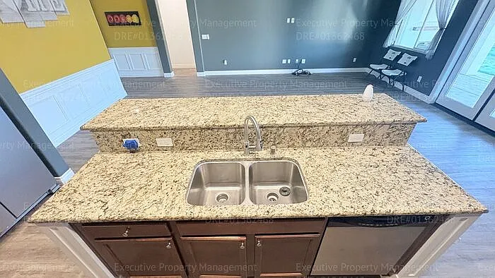 8905 Cadbury Dr — Photo 14