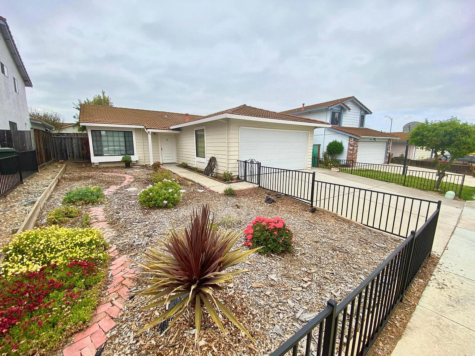 3122 Whiterose Ct photo 1