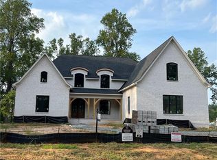 8194 Falcons Trl, Oak Ridge, NC 27310