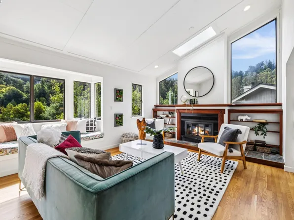 7350 Woodrow Dr, Oakland, CA 94611