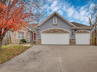 13150 NW Ridgeview Dr, Platte City, MO 64079