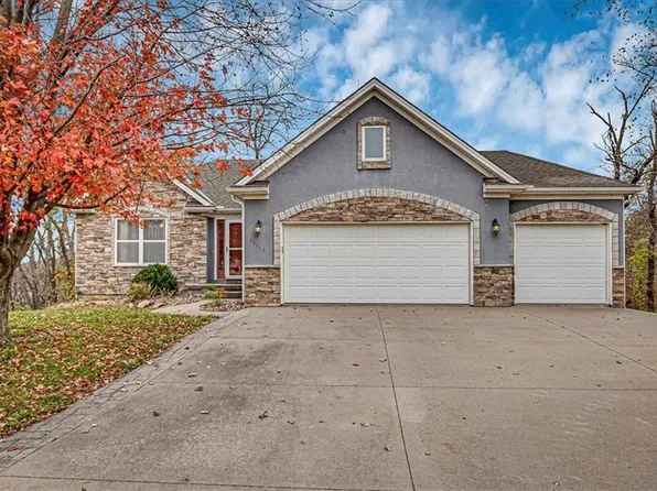 13150 NW Ridgeview Dr, Platte City, MO 64079