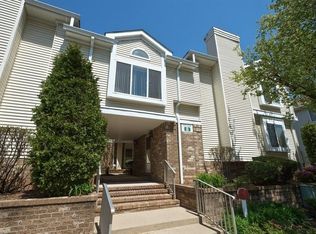 806 Madaline Dr, Avenel, NJ