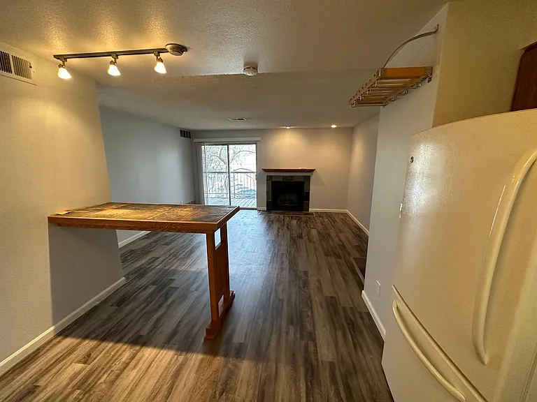2575 S Syracuse Way #E208 — Photo 4