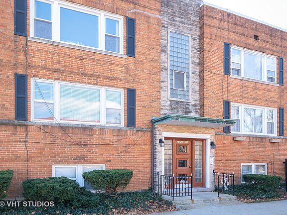 3rd image of 2555 W North Shore Ave #2W