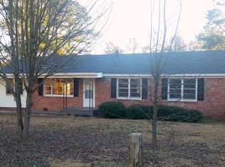 417 Sourwood Dr, Edgefield, SC 29824