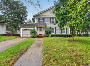 421 Elizabeth St, Albion, MI 49224
