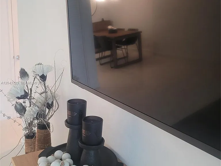 1200 West Ave #720 — Photo 11