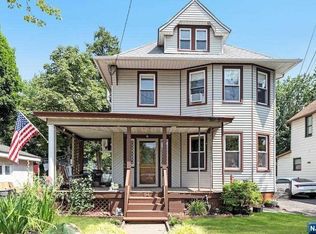 94 Hobart St, Ridgefield Park, NJ 07660