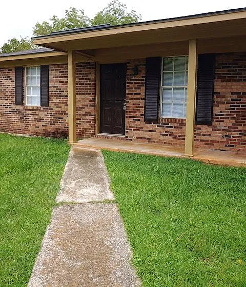 1026 Davidson Dr #A — Photo 2