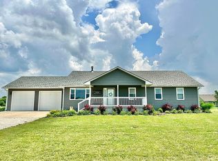 108 Linda Piper Dr, Waverly, KS 66871