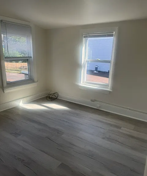 305 N Franklin St — Photo 25