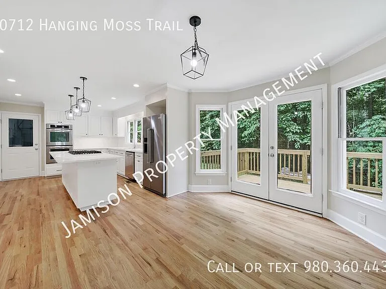 10712 Hanging Moss Trl — Photo 12