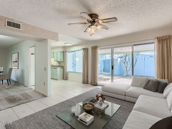 10621 W HIGHWOOD Lane, Sun City, AZ 85373