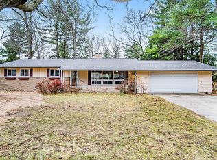 125 Pinecrest Rd, Whitehall, MI 49461