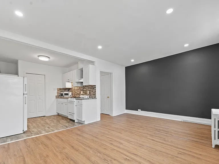 522 S 5th St #3 — Photo 5