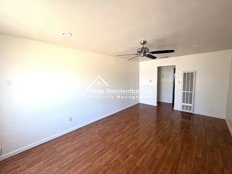 6100 Madison Ave — Photo 5