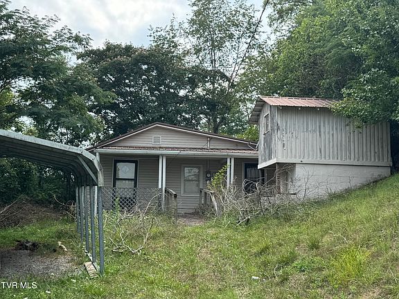 3rd image of 379 Ap Carter Hwy