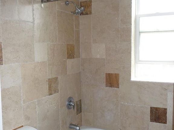 4th image of 2247 S Whipple St #3