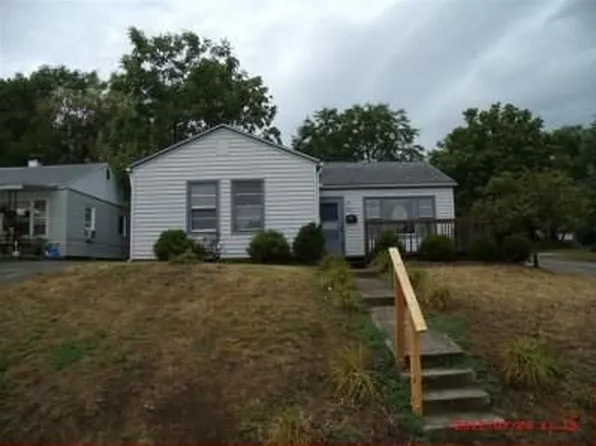 401 Mertland Ave, Dayton, OH 45431