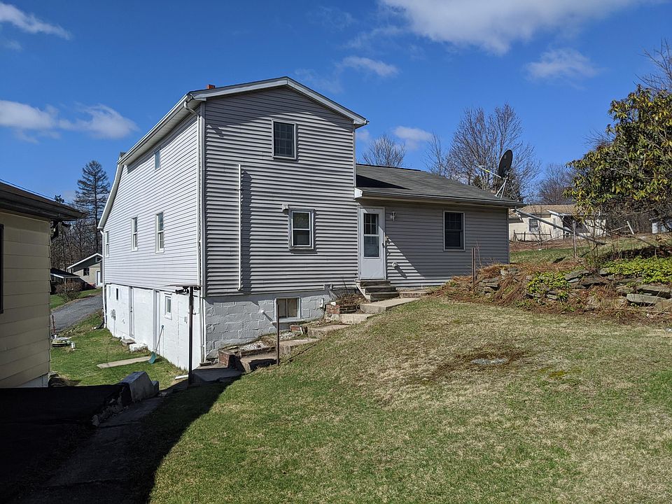 2nd image of 148 Hill St