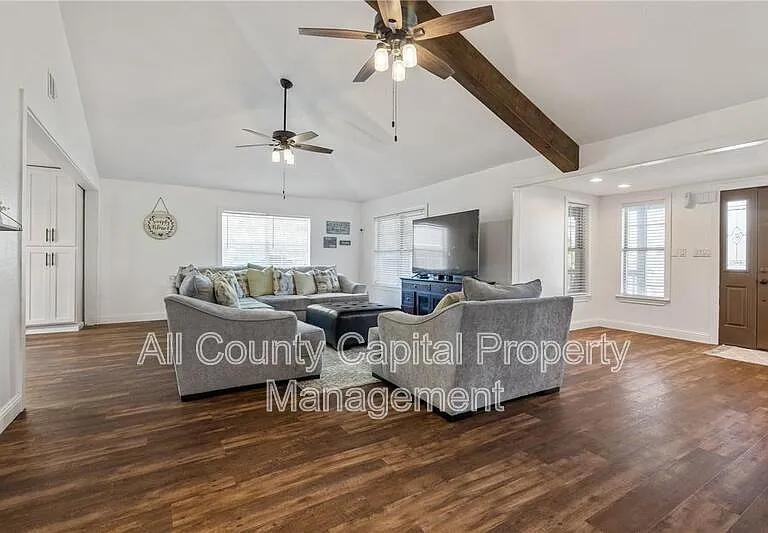 112 Old West Trl — Photo 4