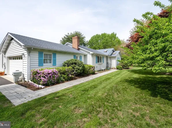 24561 Deepwater Point Dr, Saint Michaels, MD 21663