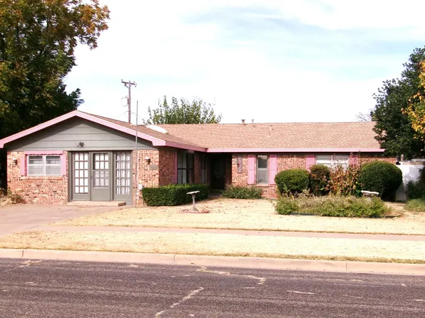 2902 W 21st St, Plainview, TX 79072