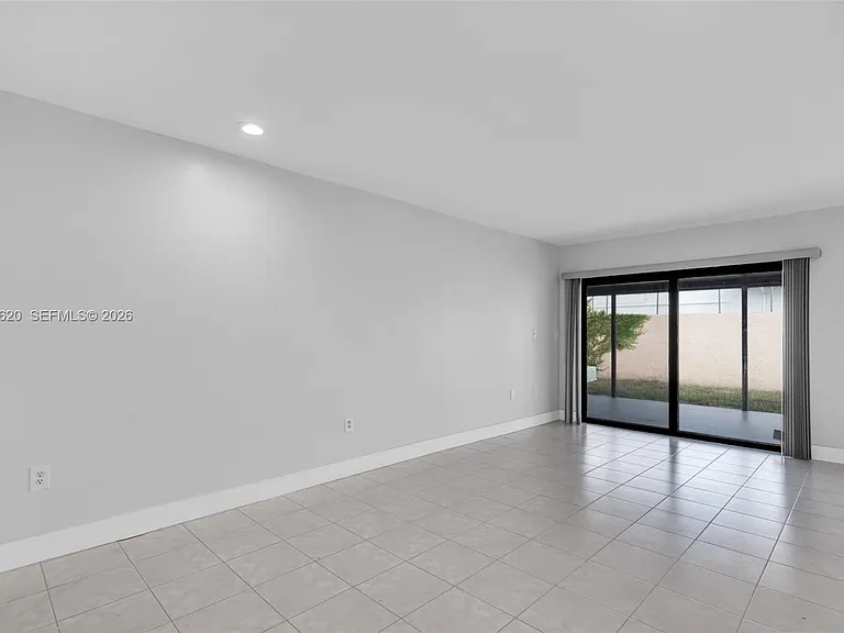 3815 SW 82nd Ave #41 — Photo 8