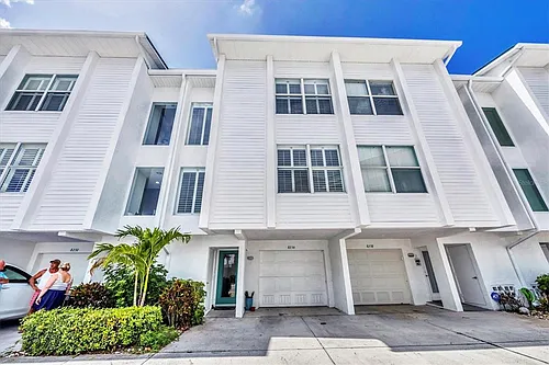 8234 Harborside Cir Photo 1
