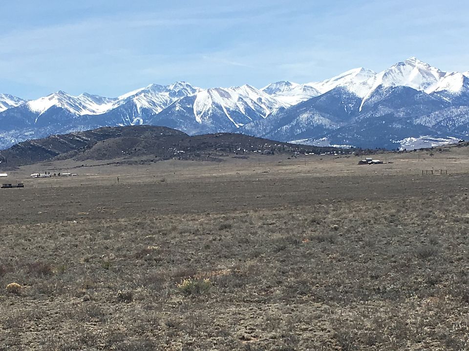 HUGE MOUNTAIN VIEWS