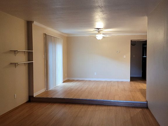 2nd image of 340 Felton Way #340