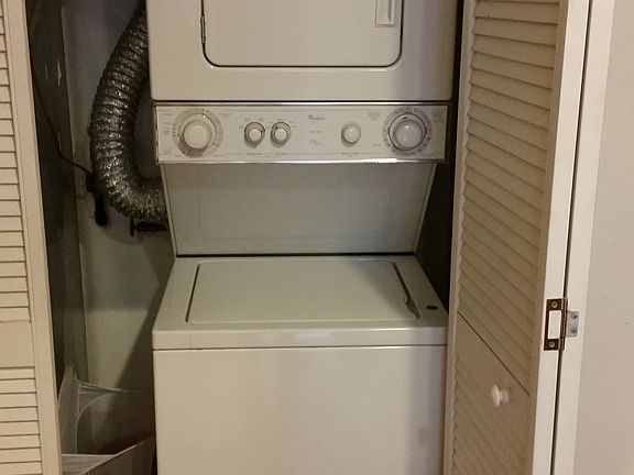 5th image of 1821 W Superior St #1