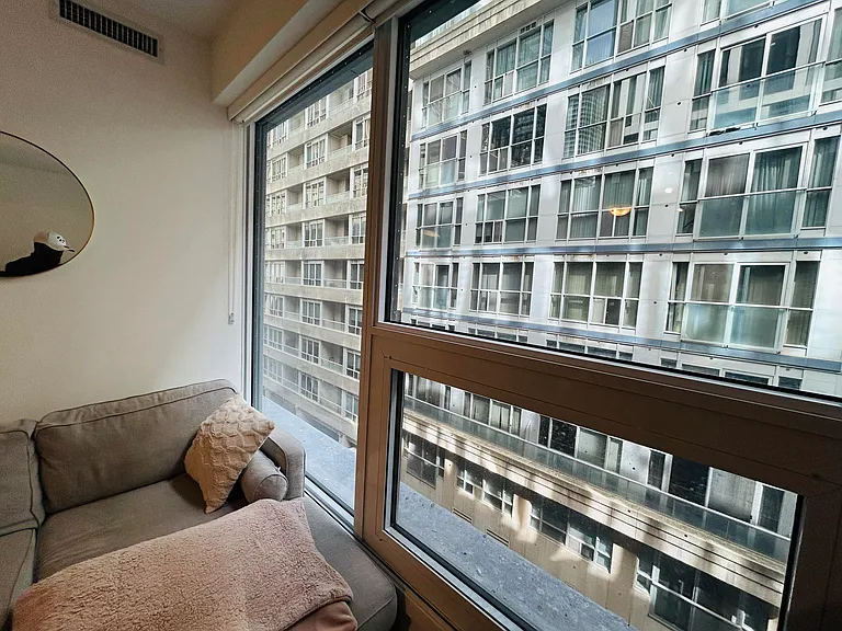 55 Mercer St #520 — Photo 16