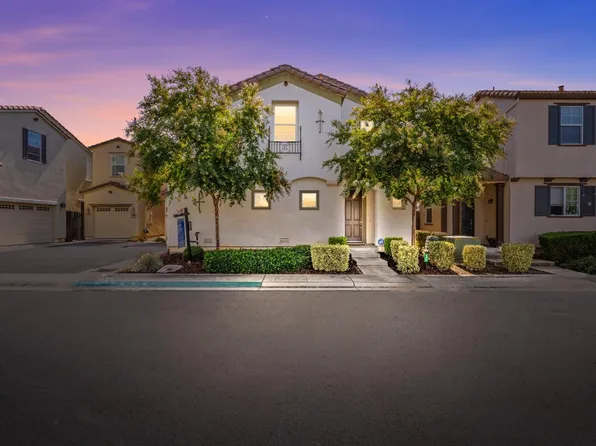 5000 Ocean Ln, Elk Grove, CA 95757