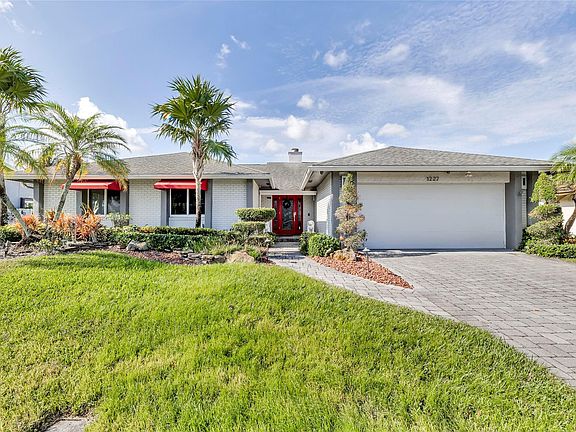 2nd image of 1227 SW 25th Avenue