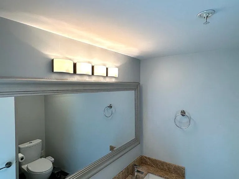 1525 Bellevue Ave #102 — Photo 9