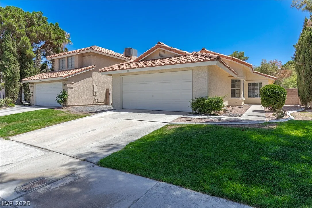 3 bed, 2.0 bath, 1125 sqft, $1,895 — Photo 1