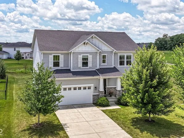 15984 Conductors Dr, Westfield, IN 46074