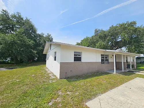 2031 Hugo Rd Photo 1