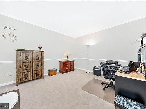 4th image of 1805 Rainbow Falls Ct